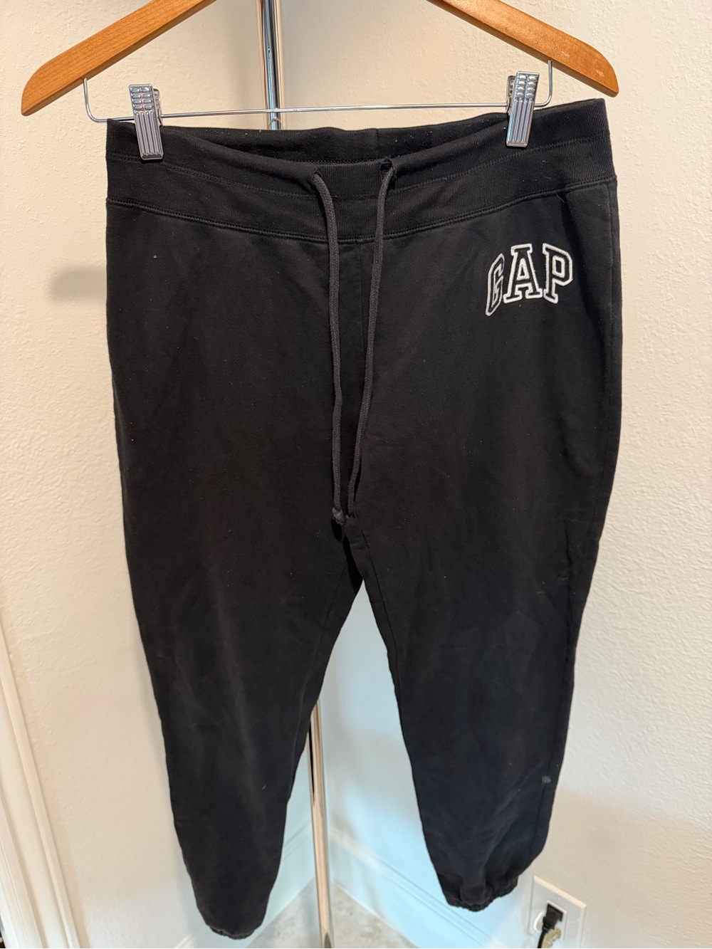 GAP Black Women's Drawstring Jogger Sweatpants